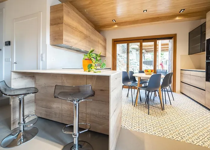 La Quintana Berbes By Silastur